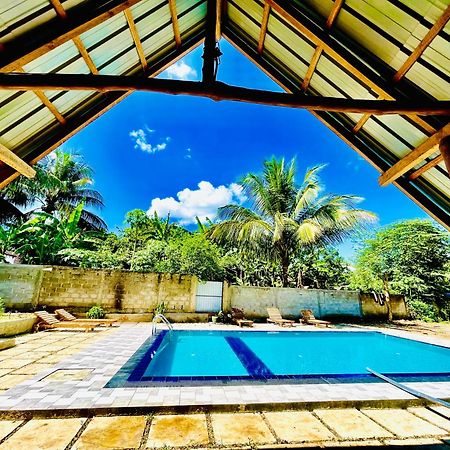 Udawalawa Safari House Hotel Udawalawe Buitenkant foto